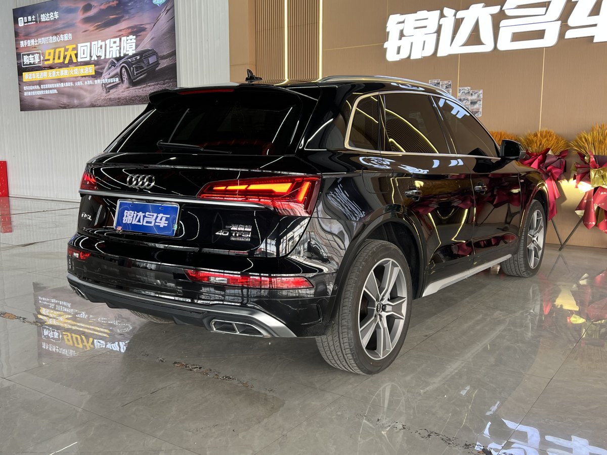 奧迪 奧迪Q5L  2022款 改款 40T 豪華動(dòng)感型圖片