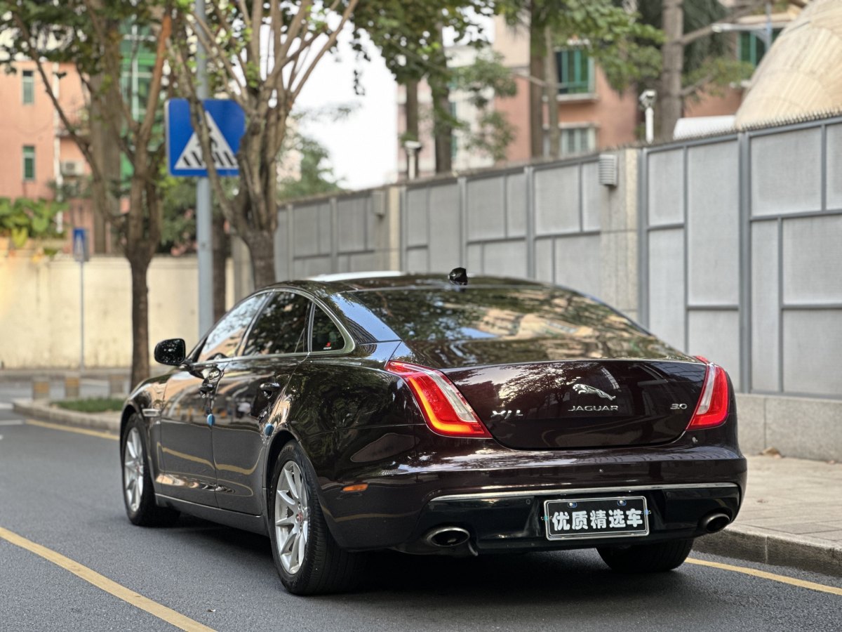 捷豹 XJ  2016款 XJL 3.0 SC 兩驅(qū)典雅商務(wù)版圖片