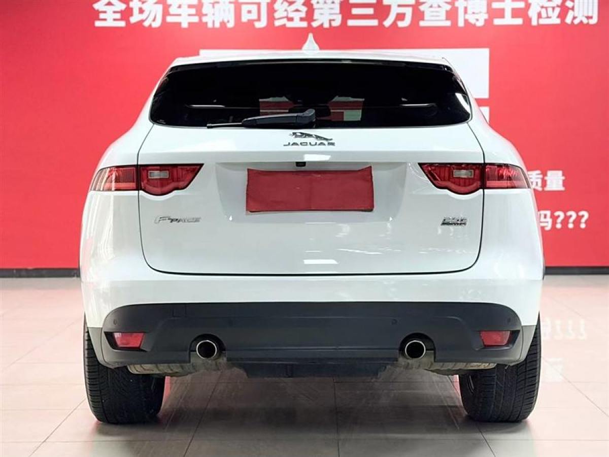 捷豹 F-PACE  2019款 2.0T 四驅(qū)都市尊享版圖片