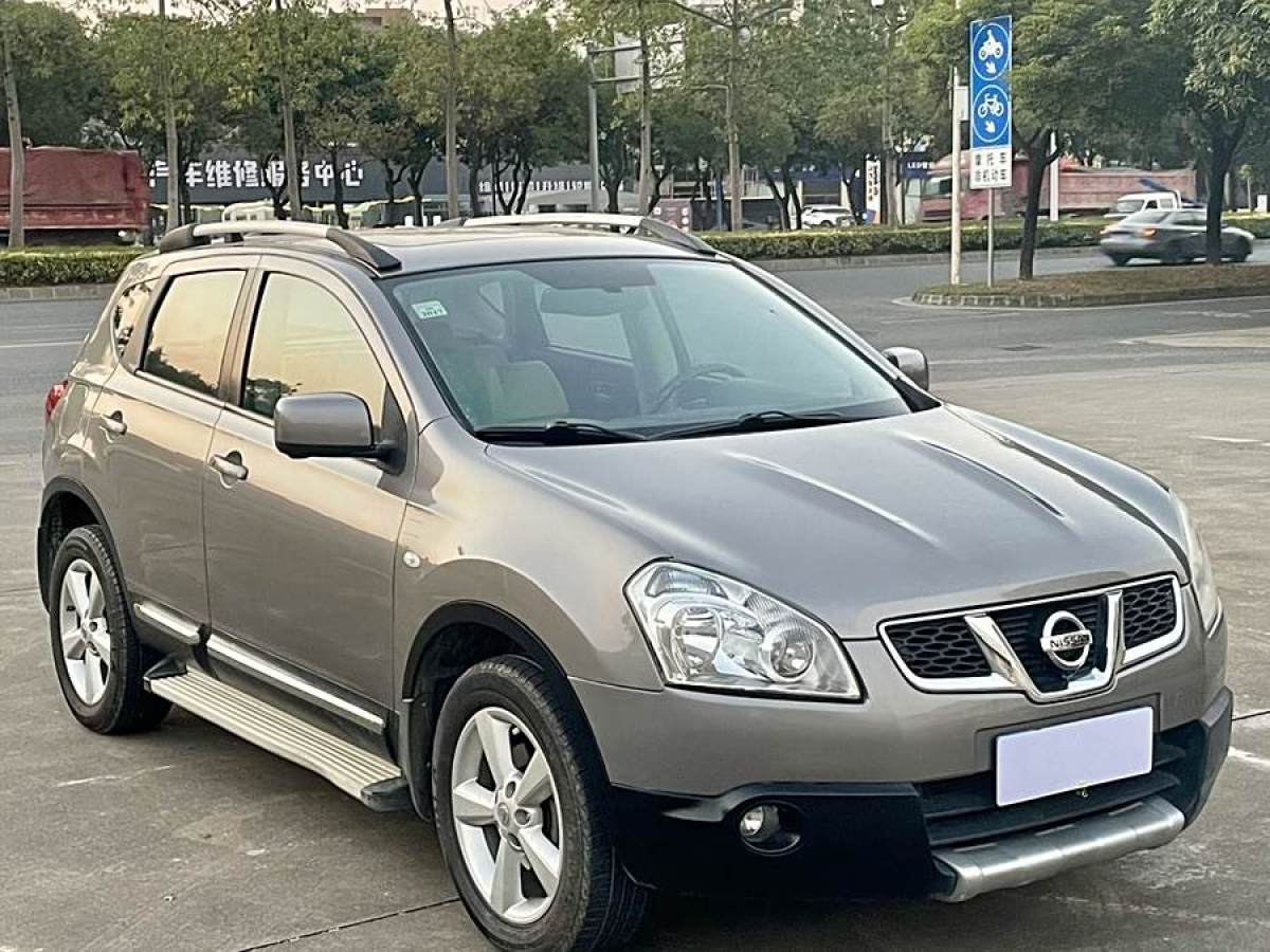 日產(chǎn) 逍客  2011款 2.0XV 雷 CVT 2WD圖片