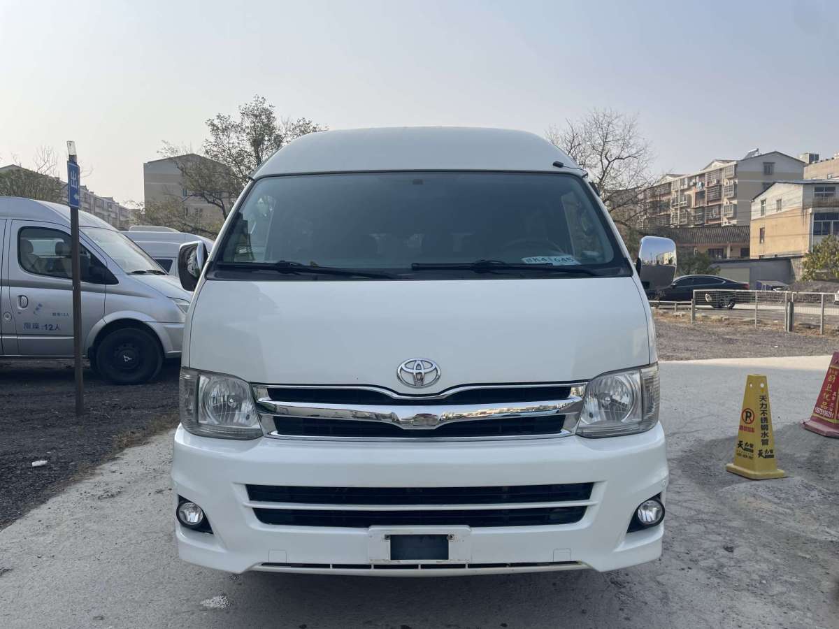 豐田 HIACE  2011款 2.7L自動(dòng)豪華版13座圖片