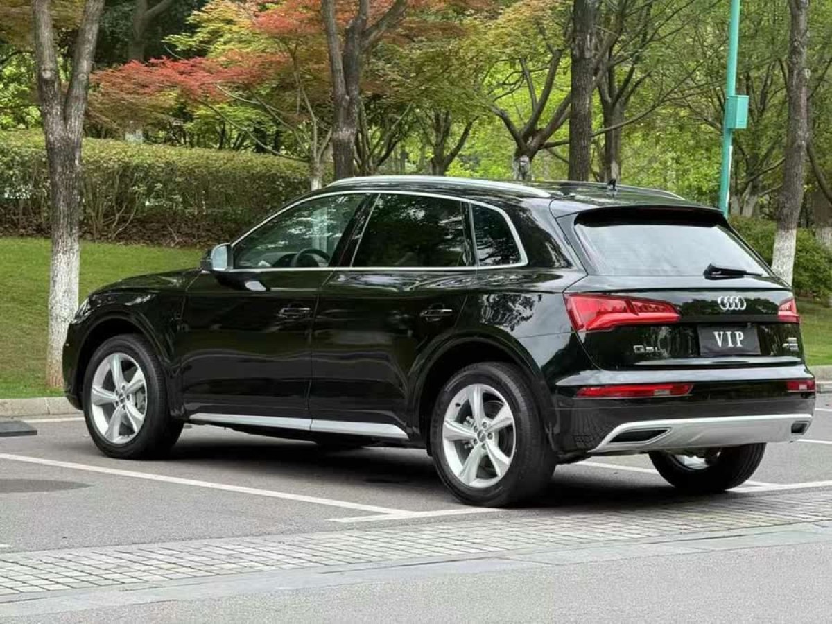 奧迪 奧迪Q5L  2020款 改款 40 TFSI 榮享進(jìn)取型圖片