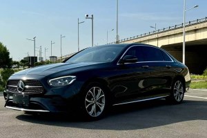 奔馳E級(jí) 奔馳 改款 E 300 L 運(yùn)動(dòng)時(shí)尚型