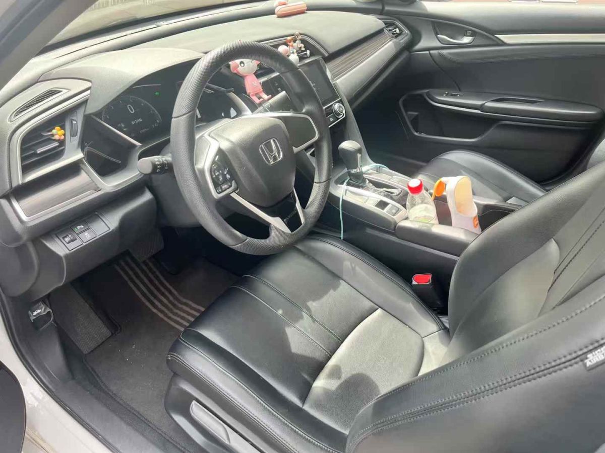 本田 思域  2021款 HATCHBACK 220TURBO CVT新銳控圖片