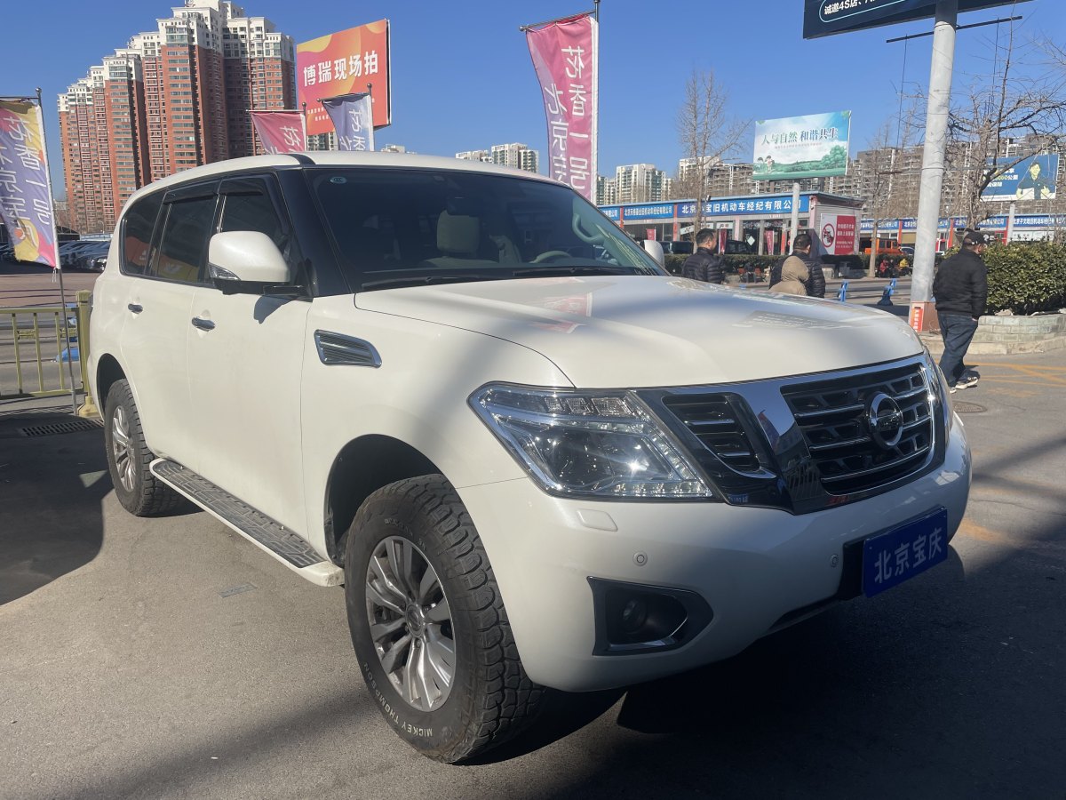 日產(chǎn) 途樂(lè)  2018款 4.0L 旗艦型圖片