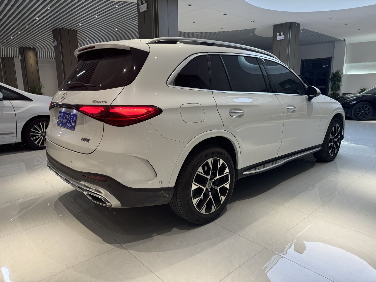 奔馳 奔馳GLC  2023款 改款 GLC 260 L 4MATIC 豪華型 5座圖片