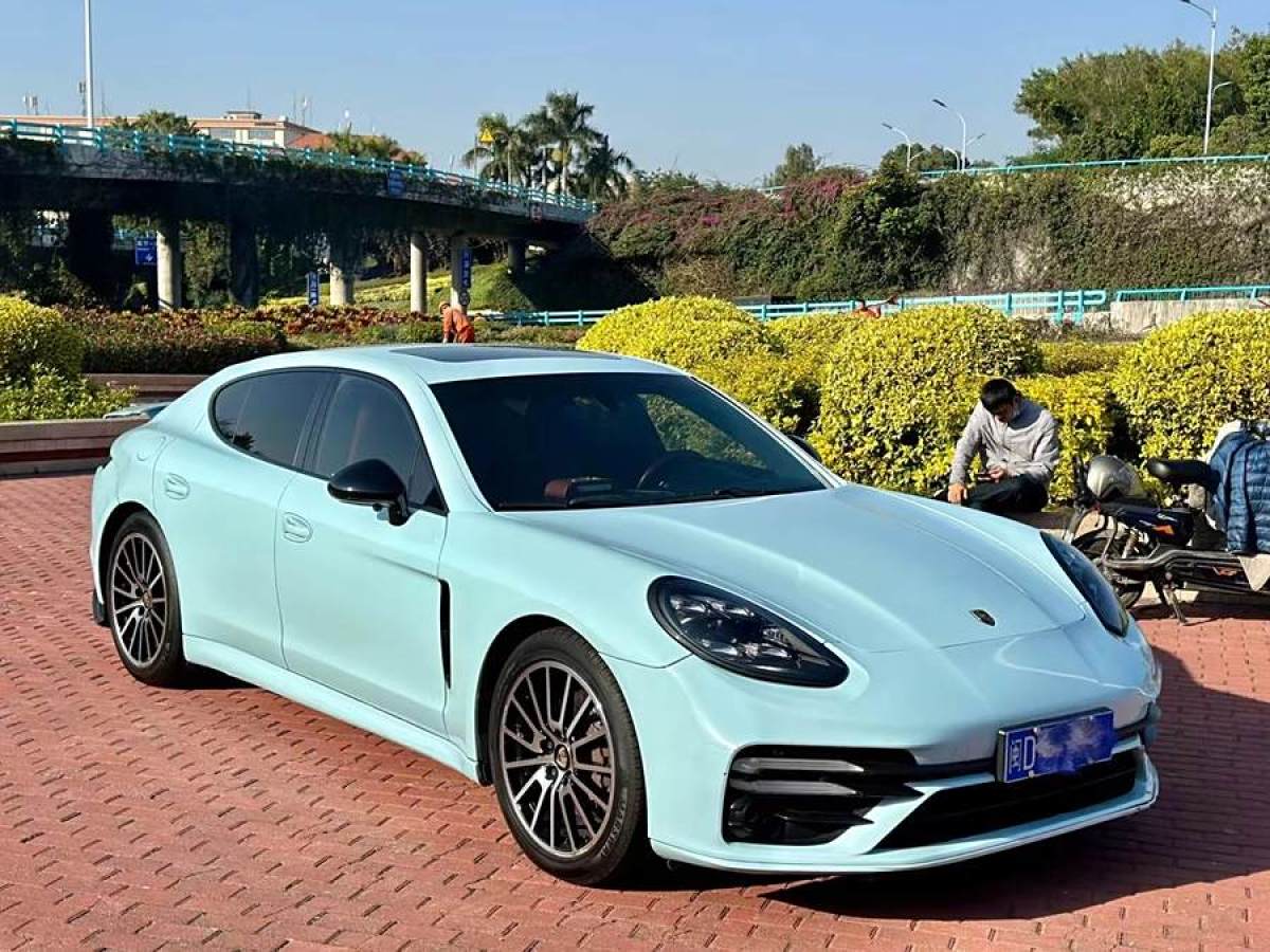 保時(shí)捷 Panamera  2013款 Panamera 4 Platinum Edition 3.6L圖片