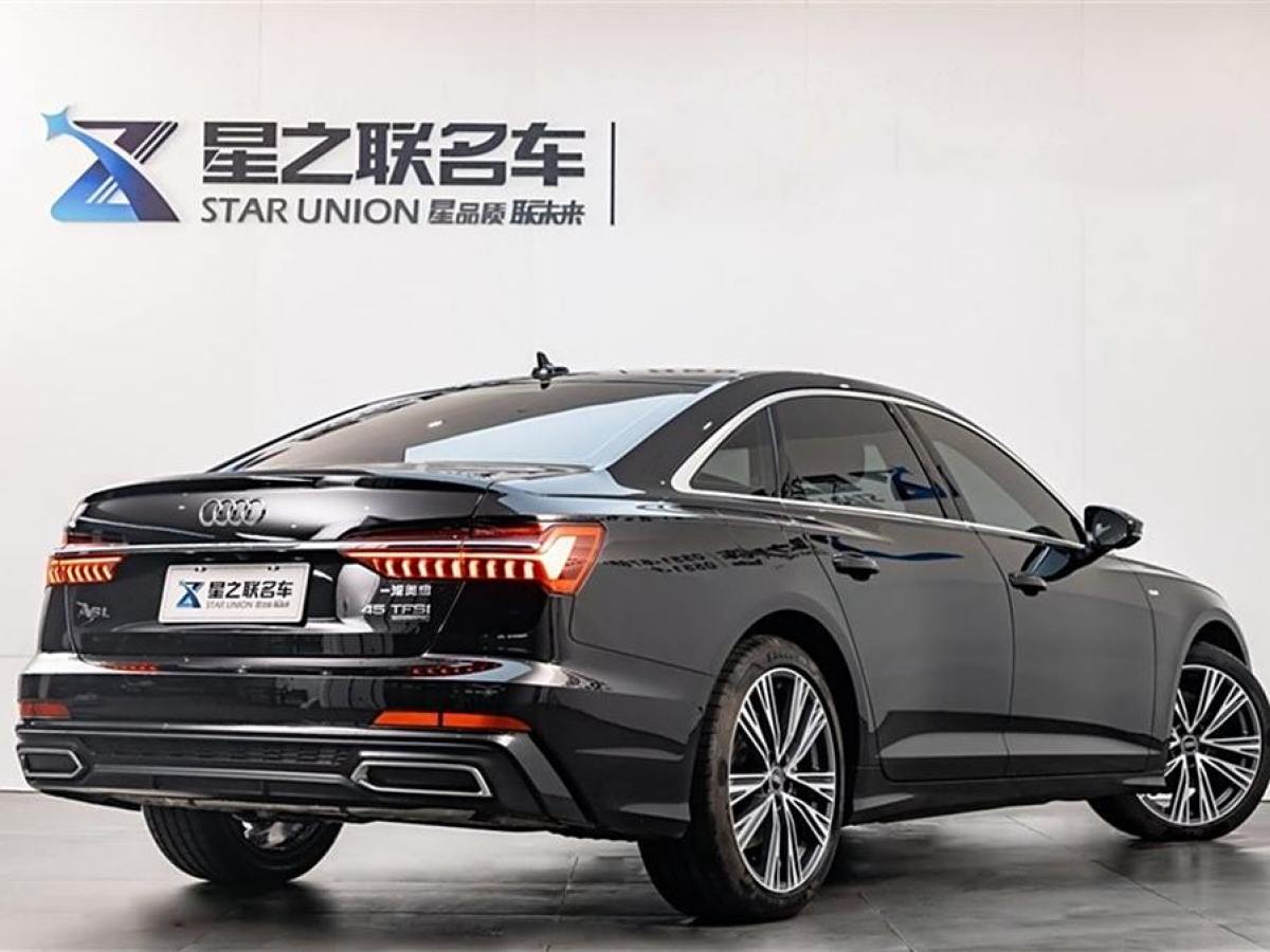 奧迪 奧迪A6L  2022款 45 TFSI quattro 臻選動(dòng)感型圖片