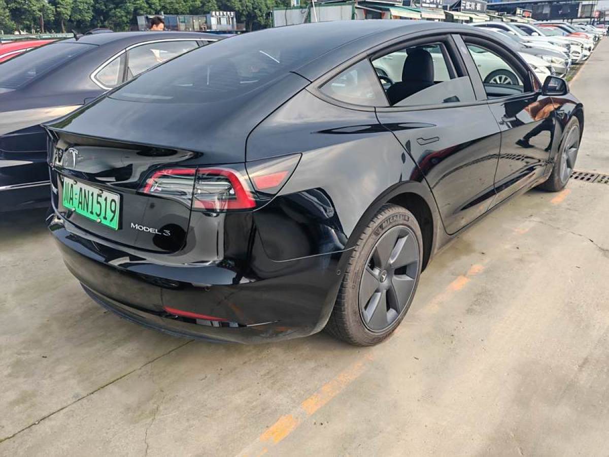 特斯拉 Model 3  2022款 改款 后輪驅(qū)動版圖片