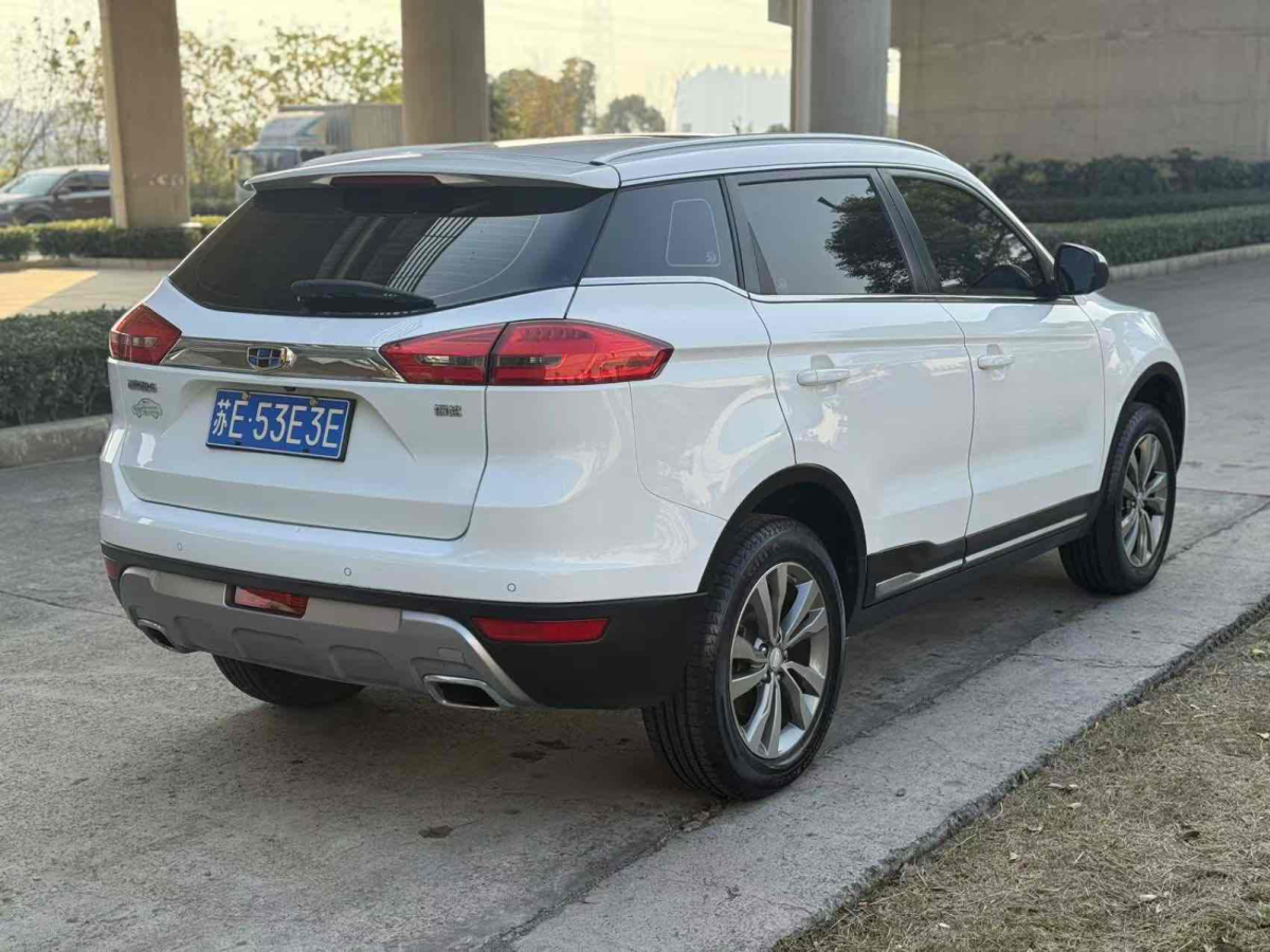 吉利 博越  2016款 2.0L 手動智聯(lián)型圖片