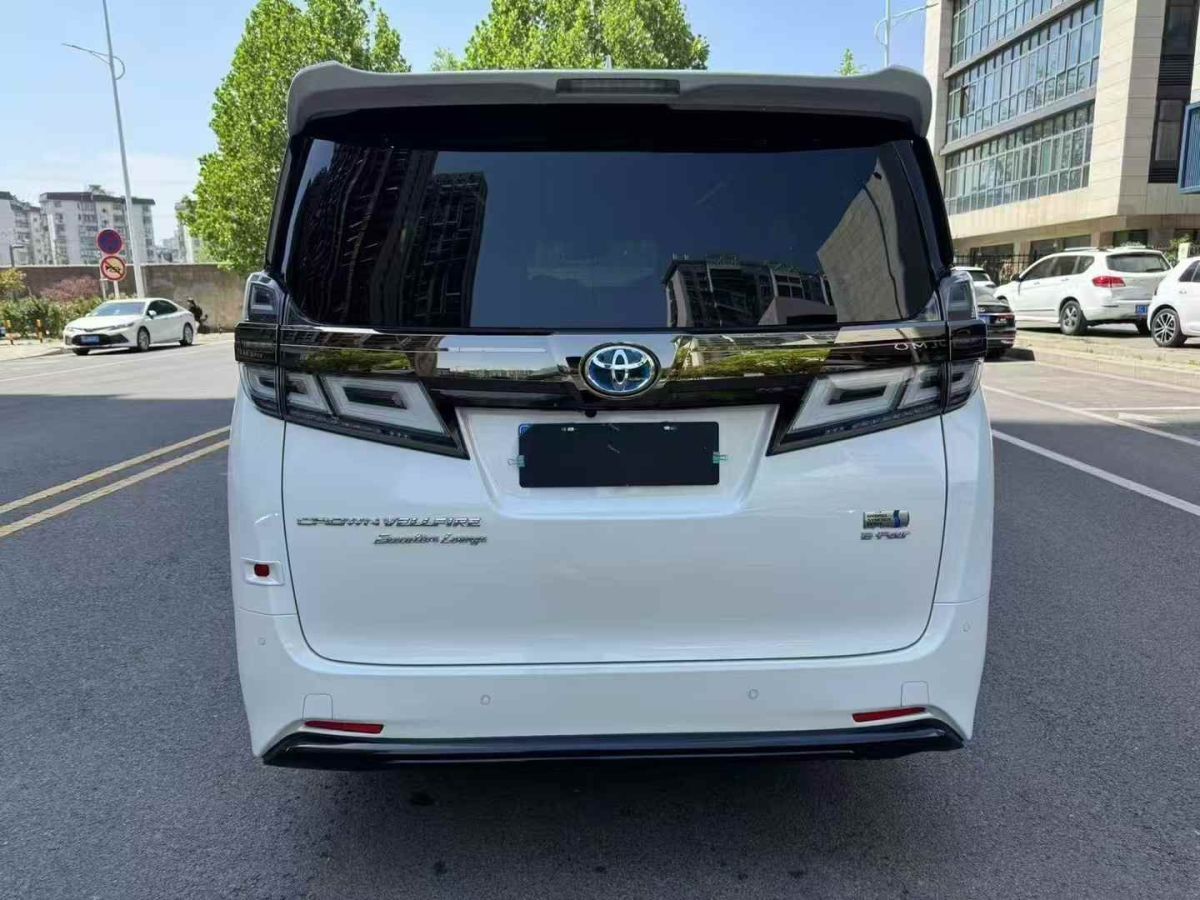 豐田 威爾法  2023款 皇冠 雙擎 2.5L HV尊貴版圖片