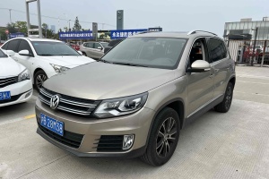 途觀 大眾 1.8TSI 自動(dòng)兩驅(qū)豪華型