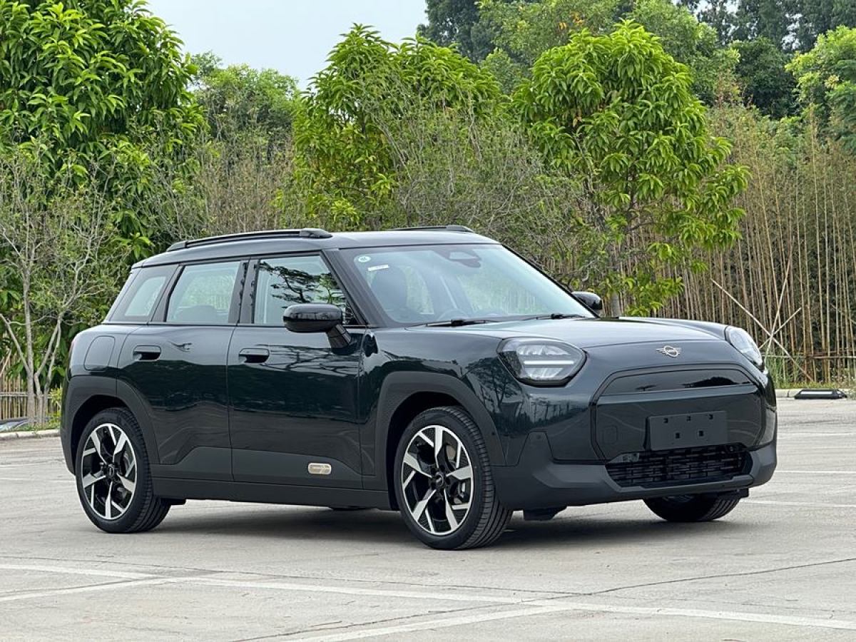 MINI COUNTRYMAN  2023款 改款 1.5T COOPER 經(jīng)典派圖片