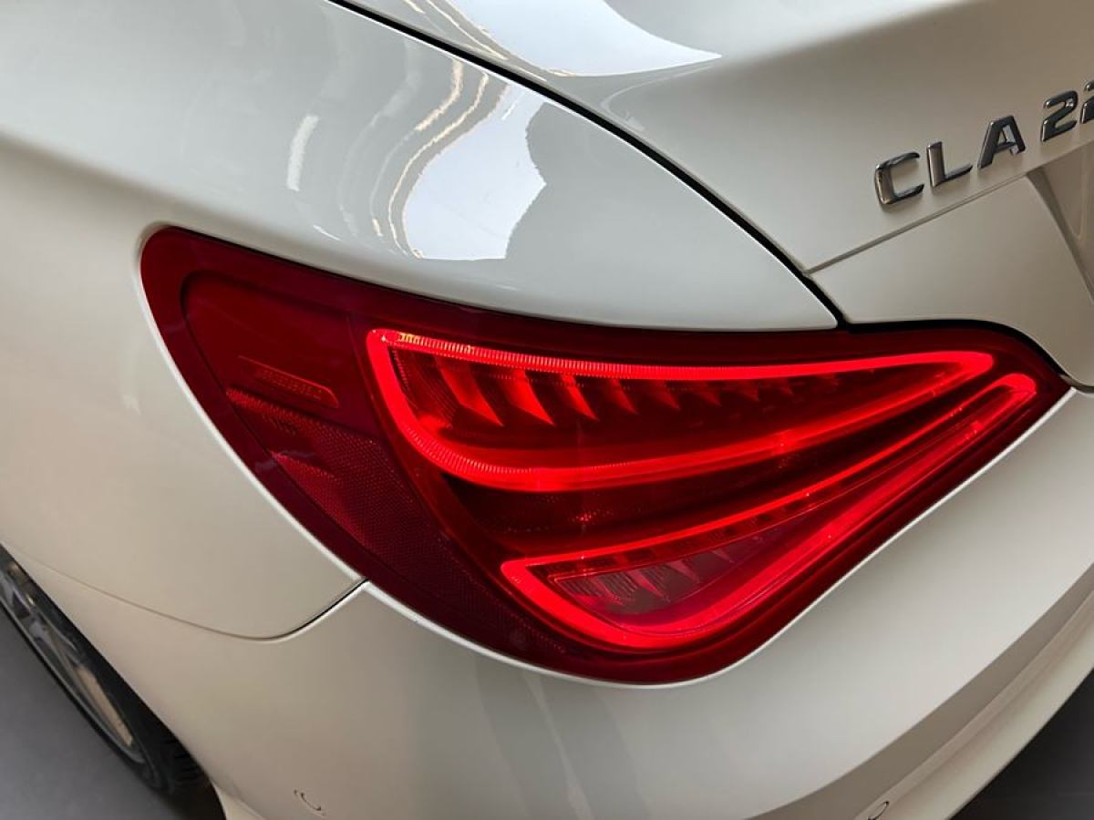 2016年1月奔馳 奔馳CLA級  2015款 CLA 220 4MATIC