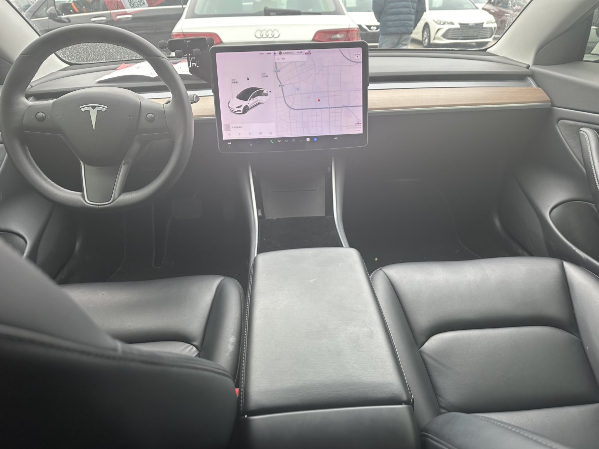 特斯拉 Model 3  2019款 長續(xù)航后驅(qū)版圖片