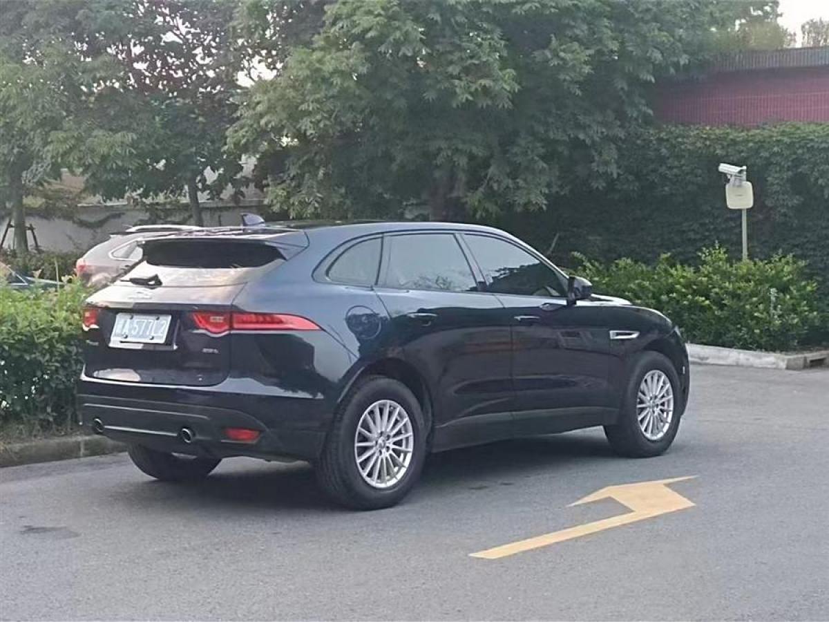 捷豹 F-PACE  2016款 2.0T 兩驅(qū)都市尊享版圖片