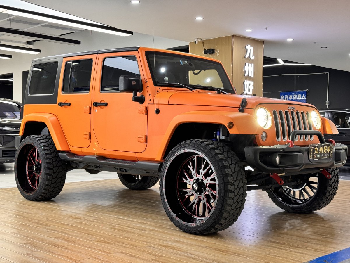 Jeep 牧馬人  2015款 3.0L Sahara 四門舒享版圖片