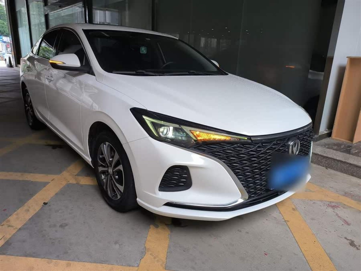 長安 逸動(dòng)  2020款 PLUS 藍(lán)鯨NE 1.4T GDI DCT尊貴型圖片
