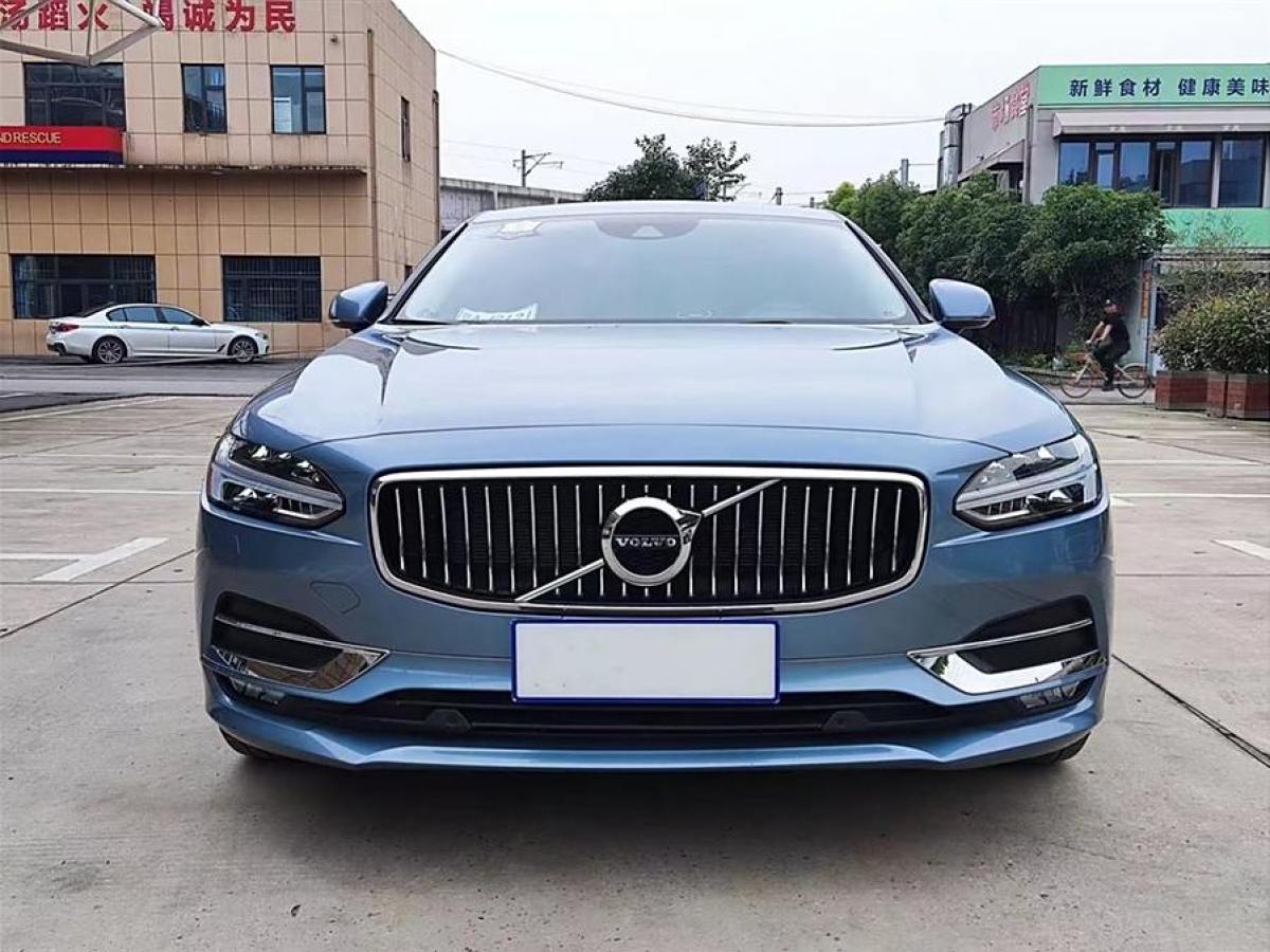 沃爾沃 S90  2020款 改款 T5 智遠(yuǎn)豪華版圖片