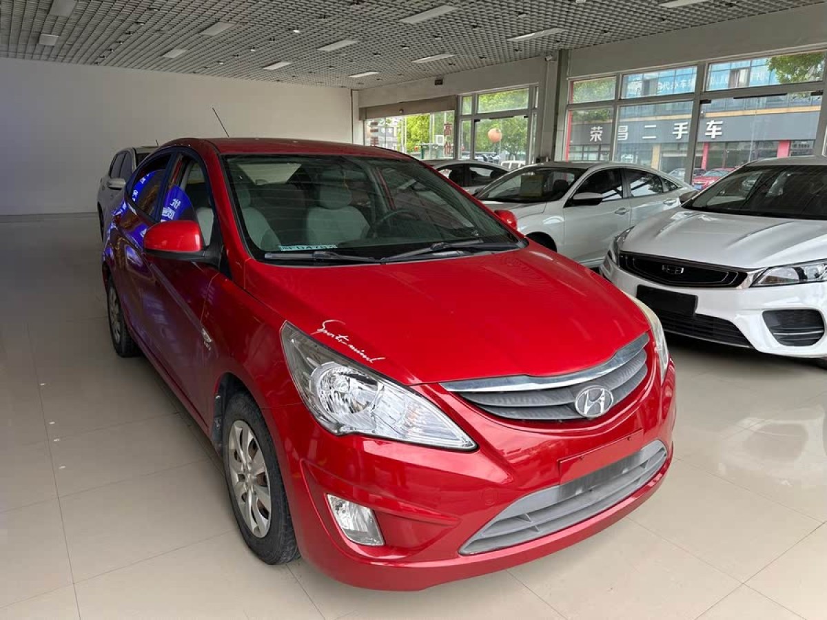 現(xiàn)代 瑞納  2010款 三廂 1.4L 手動(dòng)舒適型GS圖片