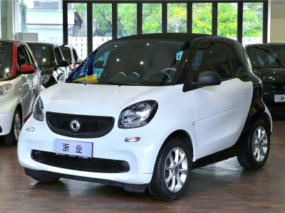 2019年1月 smart fortwo 1.0L 52千瓦硬頂靈動版圖片