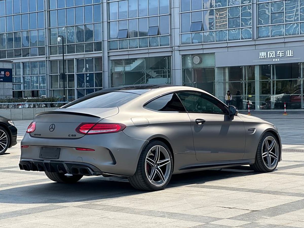 奔馳 奔馳C級(jí)AMG  2019款 AMG C 63 轎跑車圖片