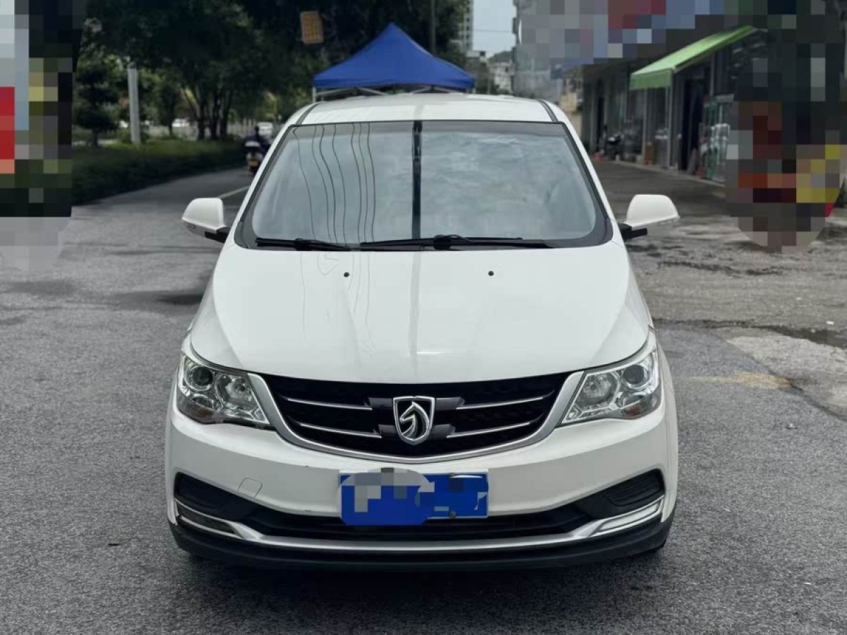 寶駿 730  2016款 1.5L 手動(dòng)超值型 7座圖片
