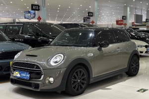 CLUBMAN MINI 2.0T COOPER S 经典派