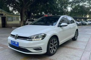 高爾夫 大眾 200TSI DSG舒適型