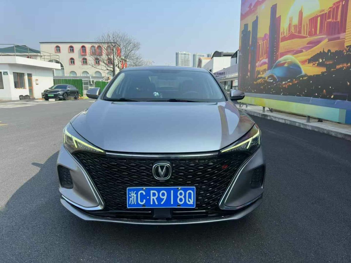 長(zhǎng)安 逸動(dòng)  2020款 PLUS 百萬版 1.6L GDI CVT精英型圖片