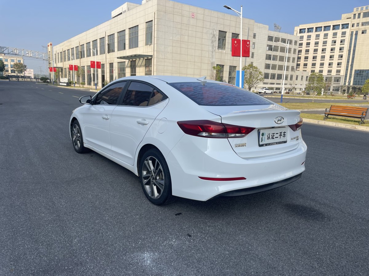 現(xiàn)代 領(lǐng)動(dòng)  2016款 1.6L 自動(dòng)智炫?精英型圖片