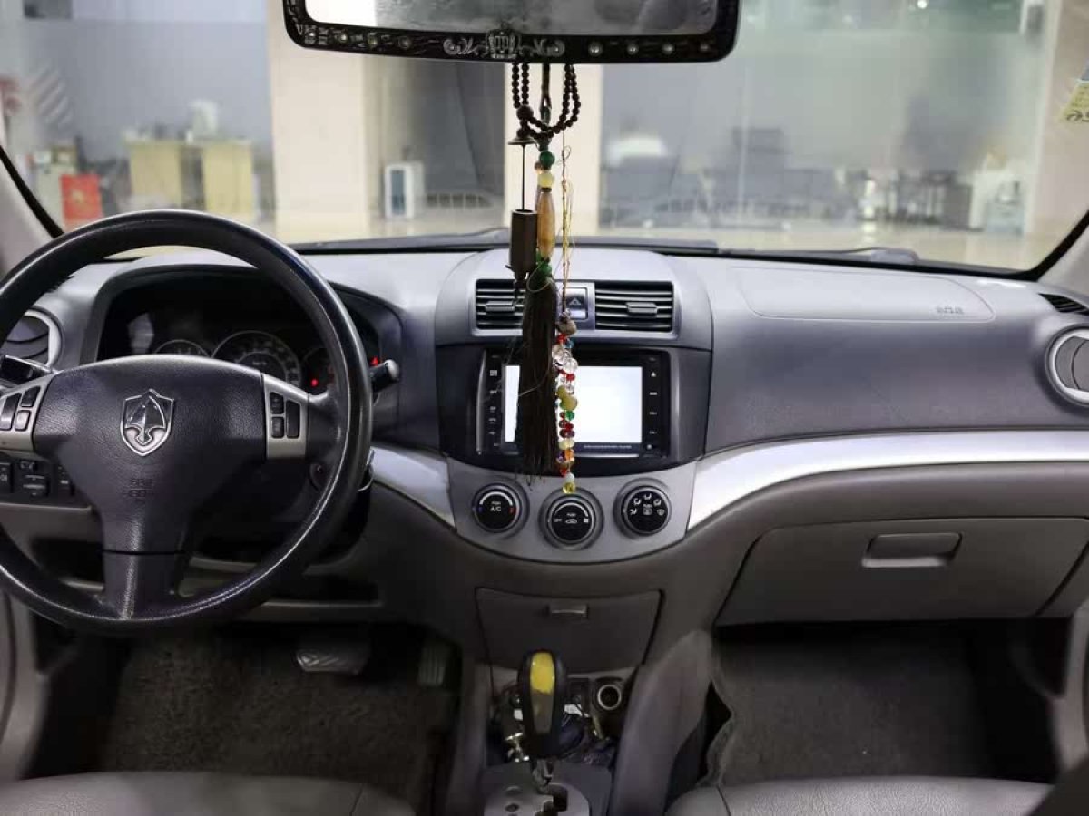 長(zhǎng)安 悅翔  2009款 三廂 1.5L 自動(dòng)豪華型圖片