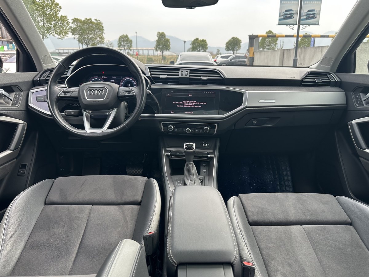 奧迪 奧迪Q3  2022款 35 TFSI 進取動感型圖片