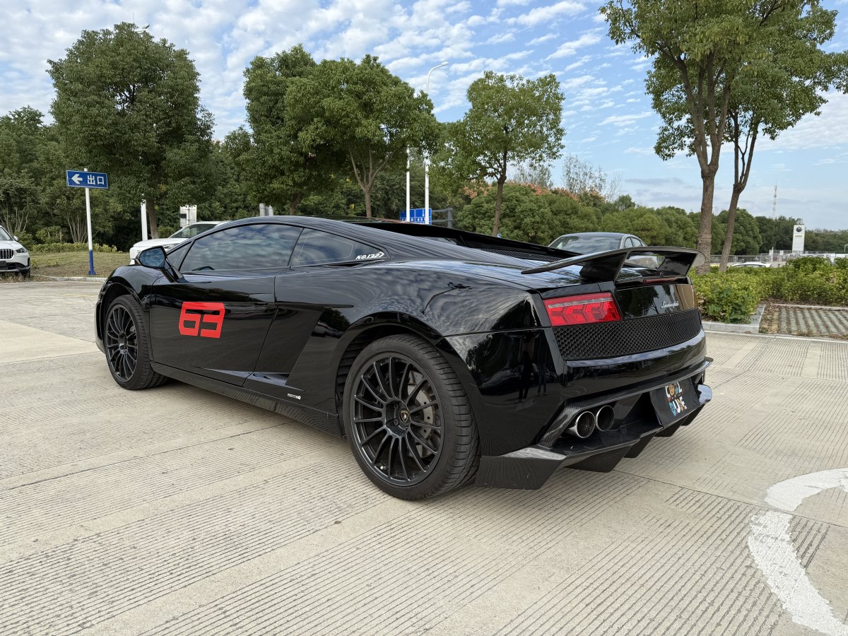 蘭博基尼 Gallardo  2011款 LP 560-4 Bicolore圖片