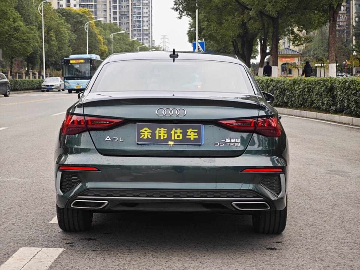 奧迪 奧迪A3  2022款 Sportback 35 TFSI 進(jìn)取運(yùn)動型圖片