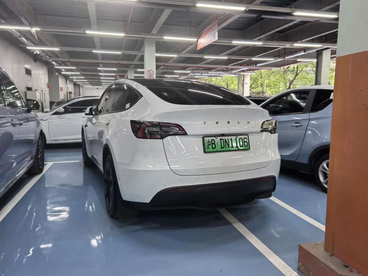 特斯拉 Model Y  2023款 后輪驅(qū)動(dòng)版圖片