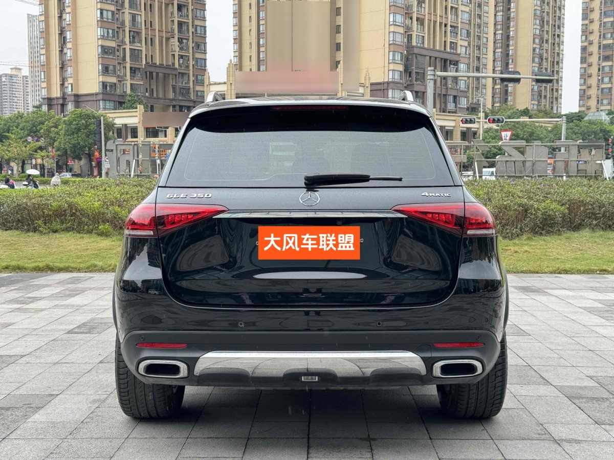 奔馳 奔馳GLE  2024款 改款 GLE 350 4MATIC 時(shí)尚型圖片