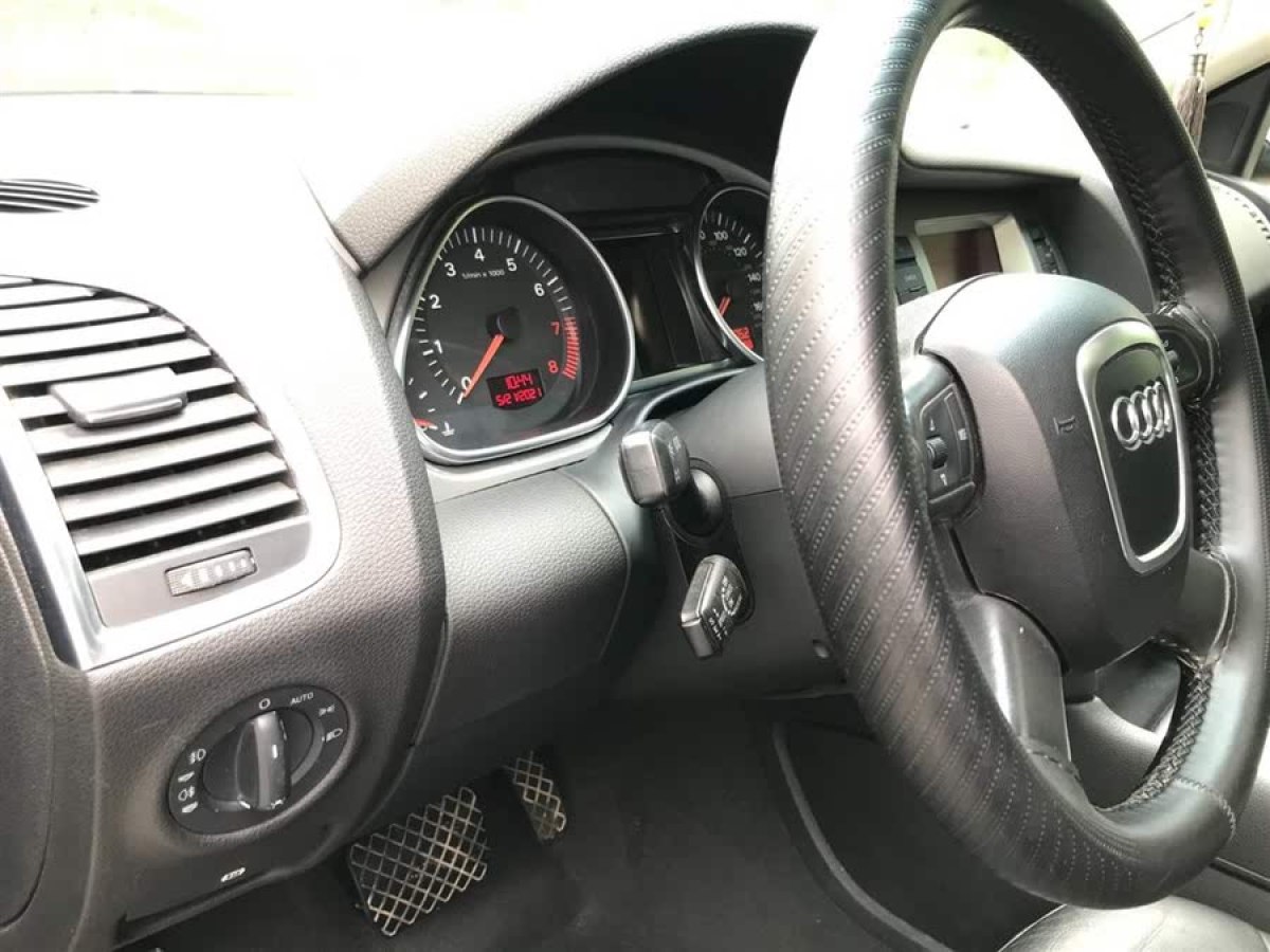 奧迪 奧迪Q7  2007款 3.6 FSI quattro 豪華型圖片