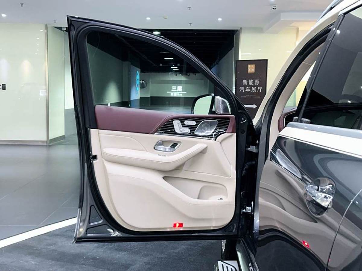 2023年8月奔馳 奔馳GLS  2022款 改款 GLS 450 4MATIC 時(shí)尚型