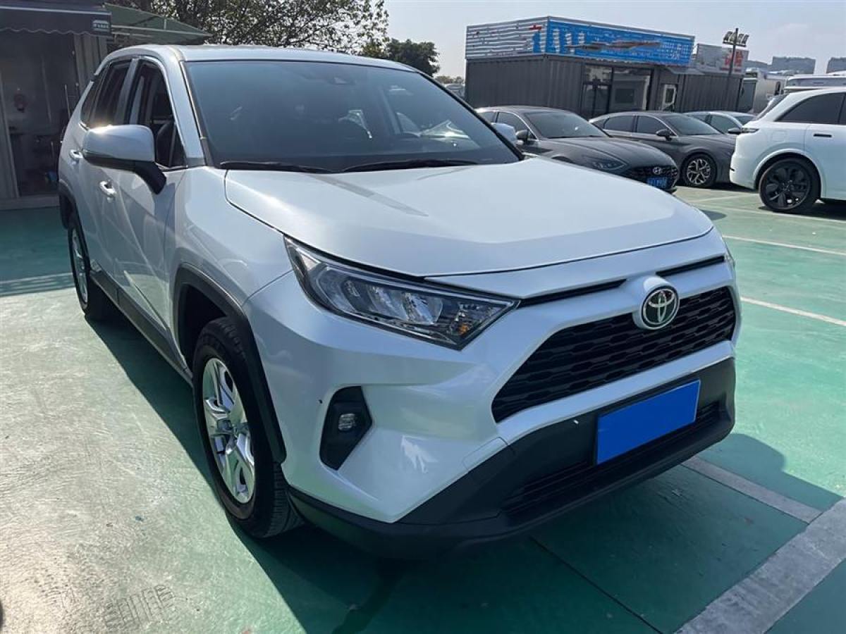 豐田 RAV4榮放  2023款 2.0L CVT兩驅(qū)都市版圖片