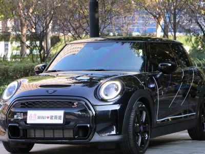 2024年4月 MINI MINI 2.0T COOPER S 紫夜出逃 特別版圖片