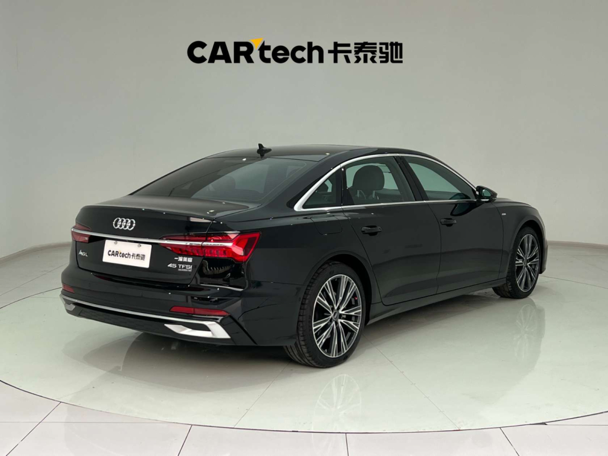 奧迪 奧迪A6L  2023款 45 TFSI quattro 臻選動感型圖片