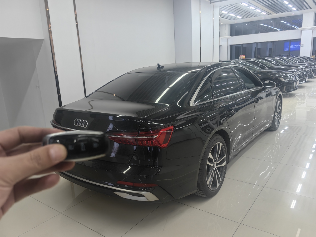 奧迪 奧迪A6L  2023款 改款 40 TFSI 豪華動感型圖片