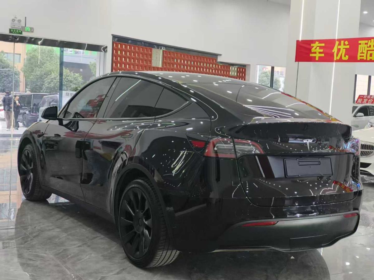 特斯拉 Model 3  2022款 Performance高性能全輪驅(qū)動(dòng)版圖片