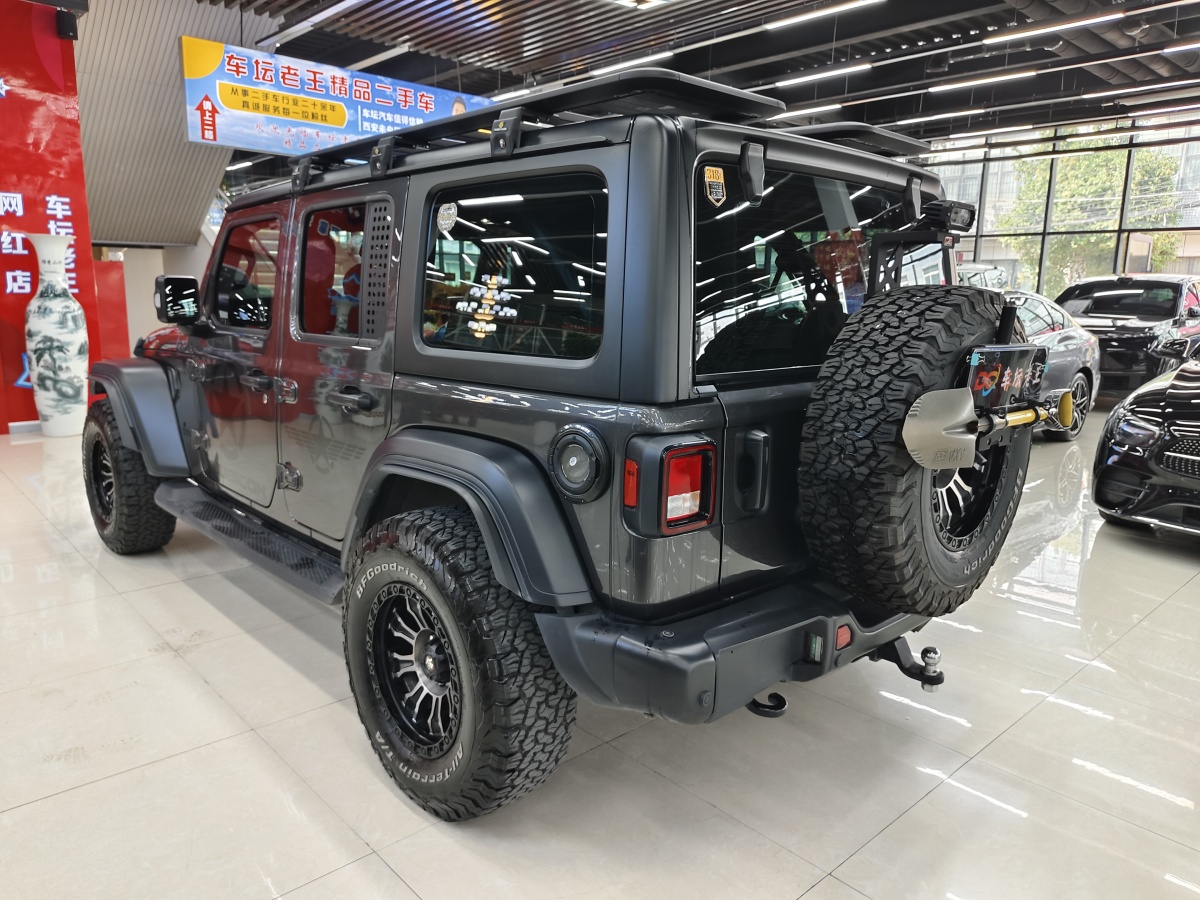 Jeep 牧馬人  2019款  2.0T Rubicon 四門(mén)版圖片