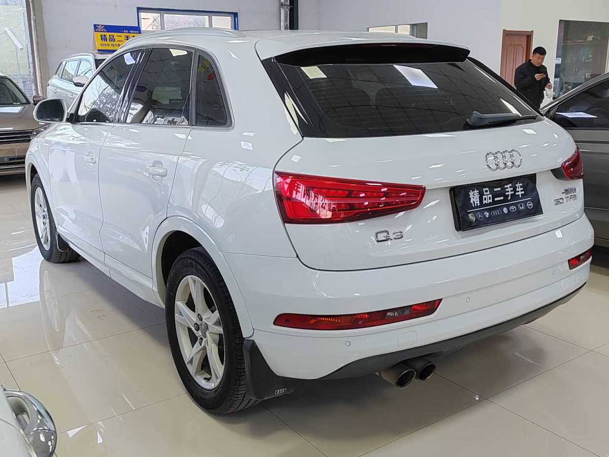 奧迪 奧迪Q3  2016款 30 TFSI 風(fēng)尚型圖片