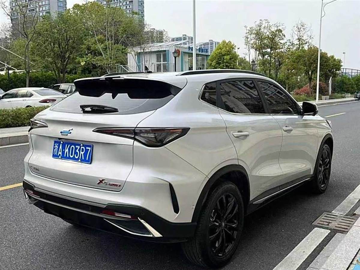 長(zhǎng)安歐尚 長(zhǎng)安歐尚X5 PLUS  2023款 改款 1.5T DCT先鋒型圖片