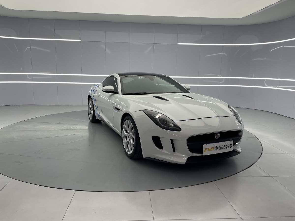 2015年10月捷豹 F-TYPE  2015款 3.0T 硬頂版