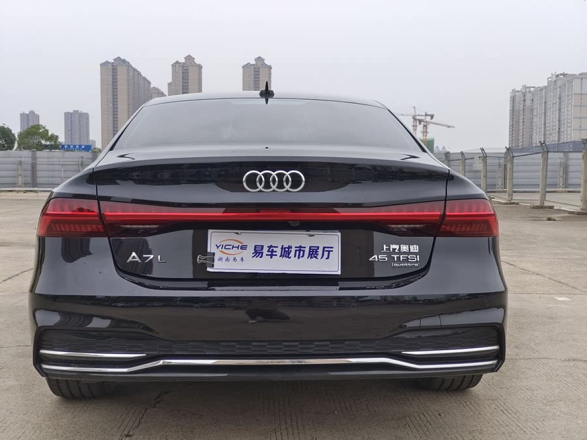 奧迪 奧迪A7L  2024款 45 TFSI quattro 奢享型圖片