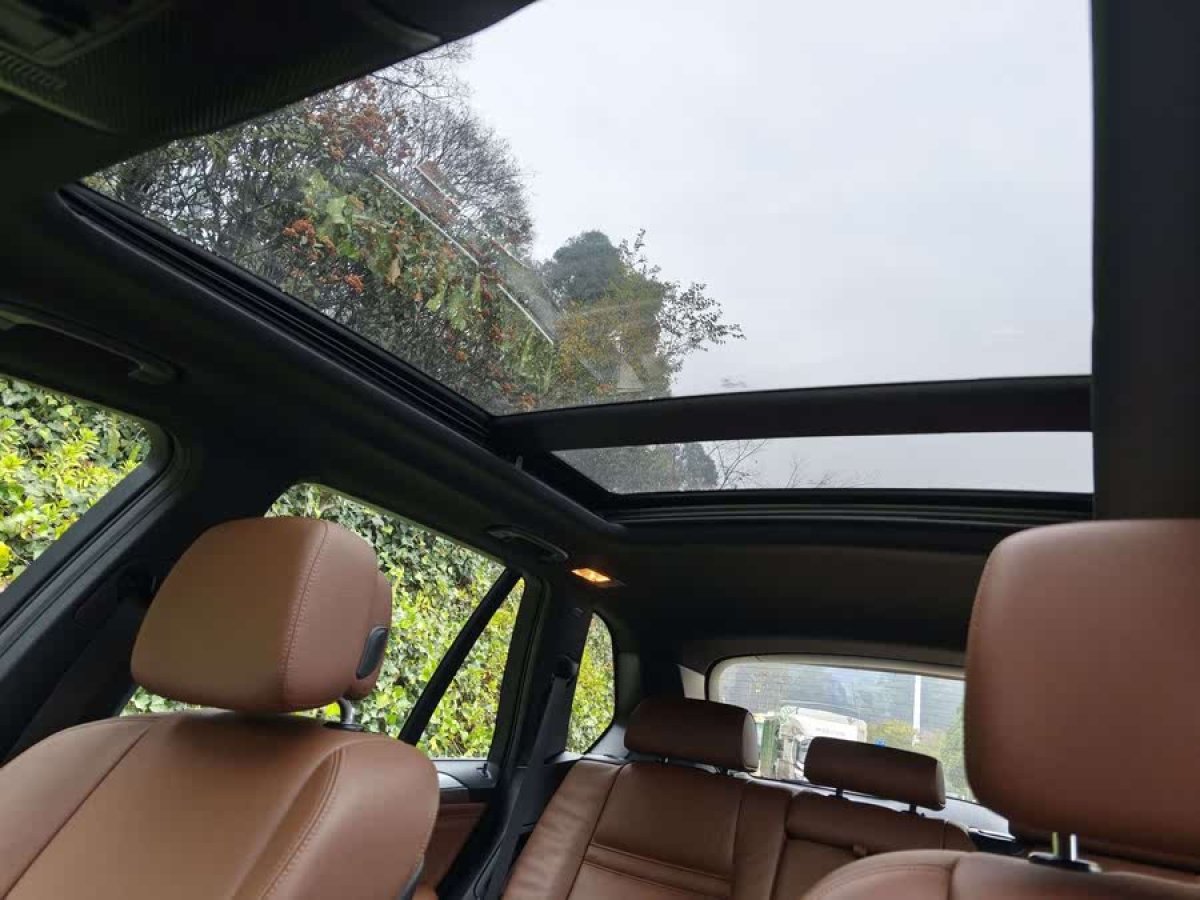 寶馬 寶馬X5  2013款 xDrive35i M運(yùn)動(dòng)型圖片